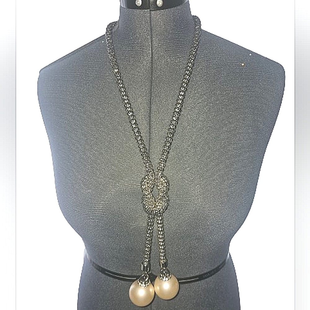LONG SILVER TONE THICK ROPE LARIAT WITH LARGE FAUX PEARLS & RHINESTONES …